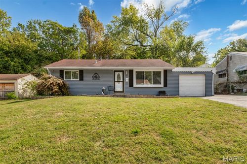 5550 Sapphire Ave, Jennings, MO, 63136-1268 | Card Image