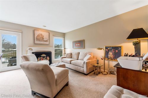 3414 Breckland Ct, Ann Arbor, MI, 48108-9309 | Card Image