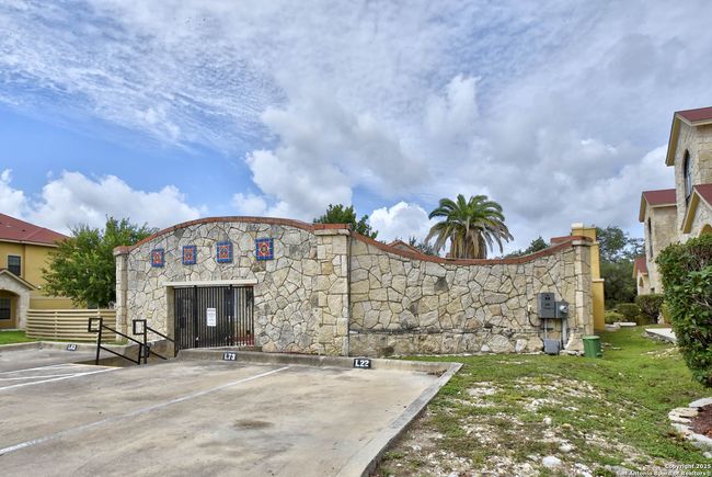 APT-1716 - 6160 Eckhert Rd, Condo with 2 bedrooms, 3 bathrooms and null parking in San Antonio TX | Image 29