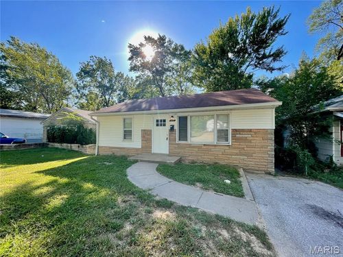 10121 Baron Dr, Saint Louis, MO, 63136-5509 | Card Image