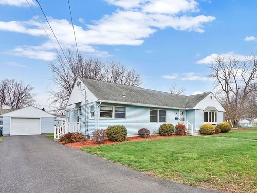 76 Roy St, Chicopee, MA, 01013-1733 | Card Image