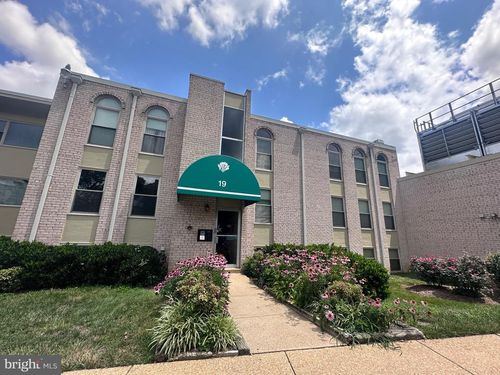 201-19 Canterbury Sq, ALEXANDRIA, VA, 22304-3067 | Card Image