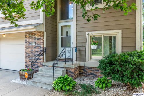 12906 S 28th Ave, Bellevue, NE, 68123-1990 | Card Image