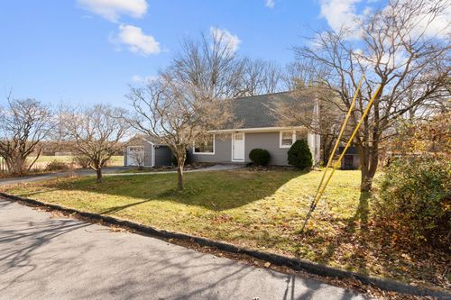 181 Islandview Rd, Stratford, CT, 06614-2542 | Card Image