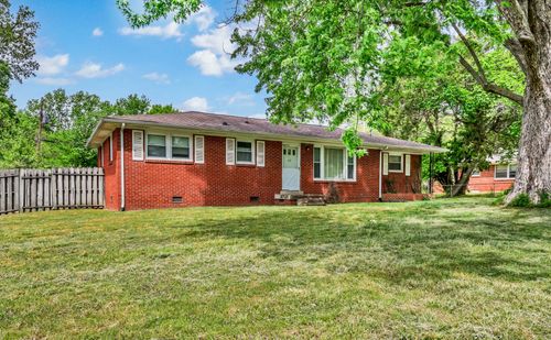 62 Bel Air Blvd, Clarksville, TN, 37042-4061 | Card Image