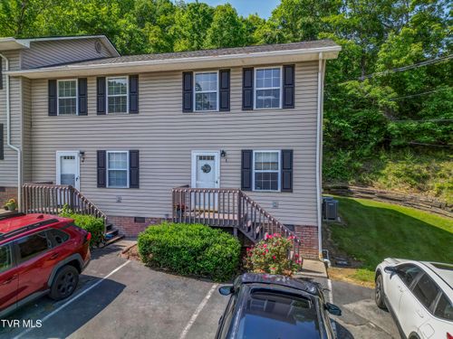 1-200 Arrowhead Dr, Johnson City, TN, 37601-3743 | Card Image