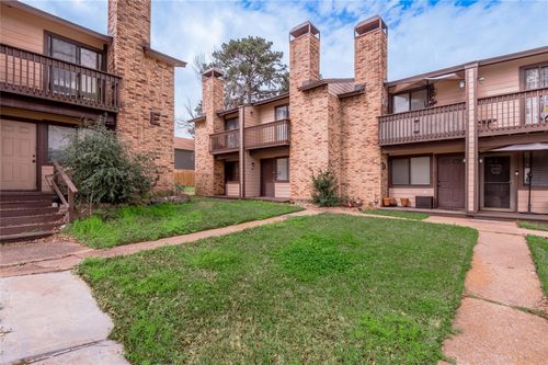 apt-d1-2521 Crosstimbers St, Huntsville, TX, 77320-3444 | Card Image