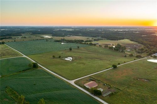 000 Se 401st Rd, Leeton, MO, 64761 | Card Image