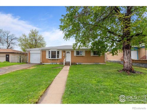 690 W 1st Ave, Broomfield, CO, 80020-2220 | Card Image