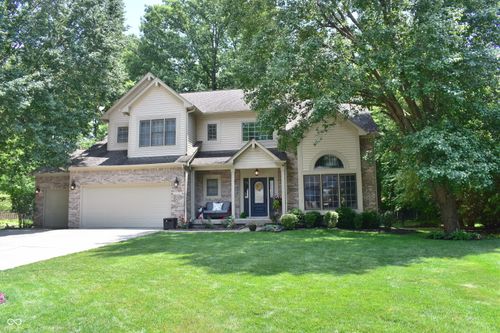 8529 Ardennes Dr, Fishers, IN, 46038-4402 | Card Image