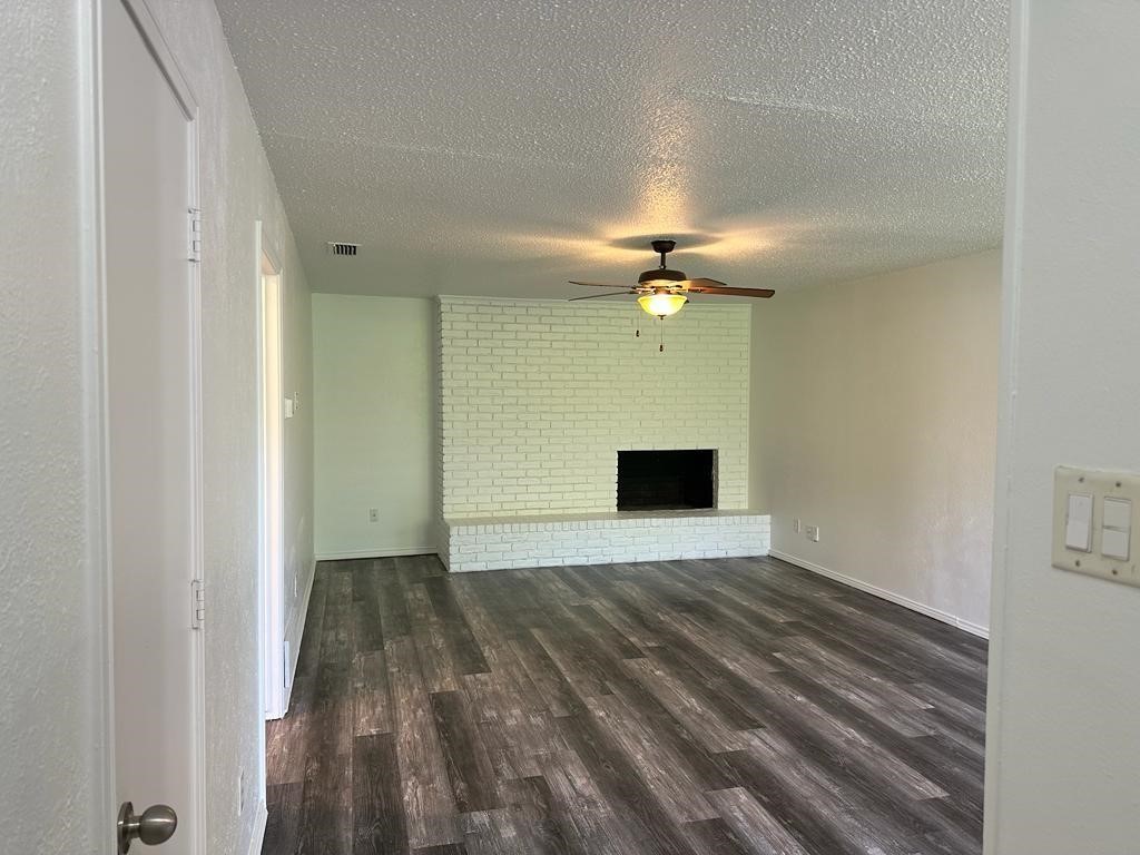 Residential Lease in Farmers Branch