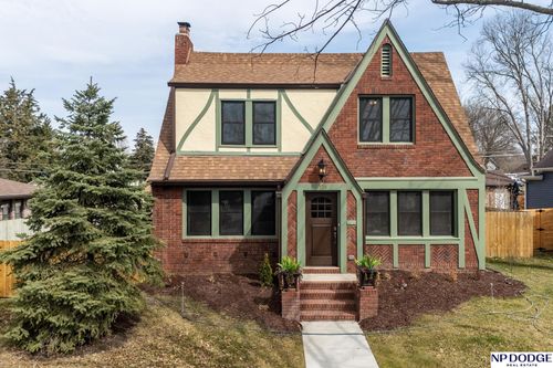 5128 Leighton Ave, Lincoln, NE, 68504-2946 | Card Image