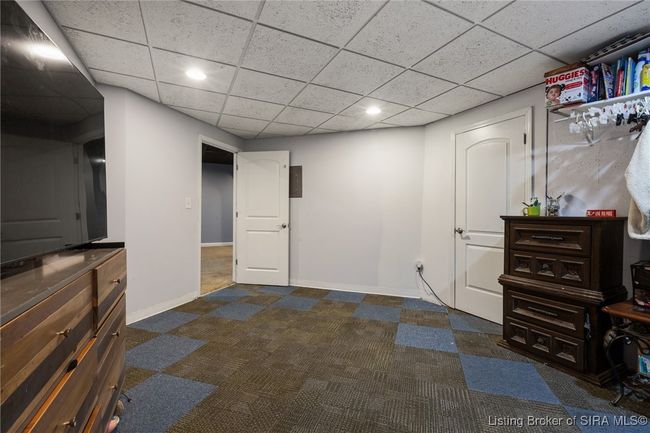 5834 E Bear Creek Rd, Home with 4 bedrooms, 3 bathrooms and null parking in Pekin IN | Image 63