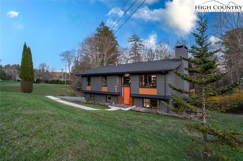 465 Highland Ave, Boone, NC, 28607-4613 | Card Image