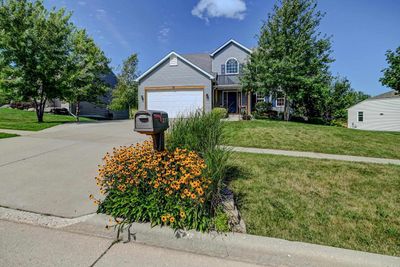 217 Ridgeline Drive, House other with 4 bedrooms, 2 bathrooms and null parking in Columbus WI | Image 2