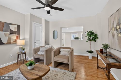 608 Clymer St, PHILADELPHIA, PA, 19147-2912 | Card Image