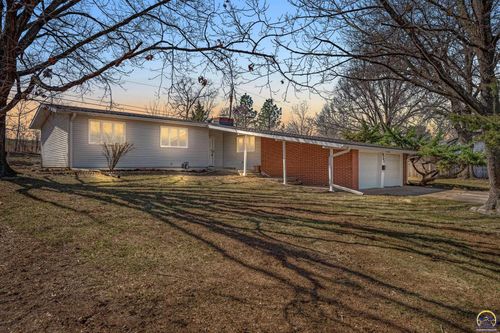 4741 Sw Twilight Dr, Topeka, KS, 66614-3112 | Card Image