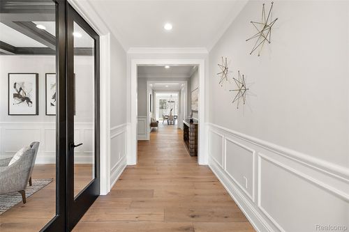 2182 Buckingham Ave, Birmingham, MI, 48009-7545 | Card Image