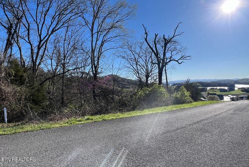 356 Larayne Holw, Sharps Chapel, TN, 37866 | Card Image