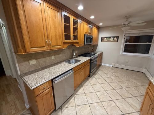 2500 Verona Ave, Linden, NJ, 07036-5807 | Card Image