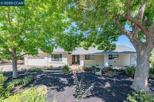 1209 Redlands Way, Concord, CA, 94521 | Card Image