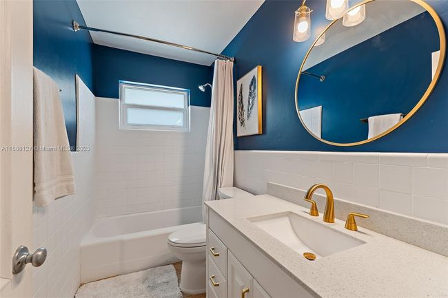 0 - 367 W Riverside Dr, House other with 3 bedrooms, 2 bathrooms and null parking in Tequesta FL | Image 42