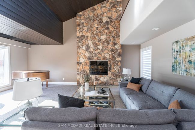 13 Connor Crt, House other with 6 bedrooms, 4 bathrooms and 10 parking in Stoney Creek ON | Image 7