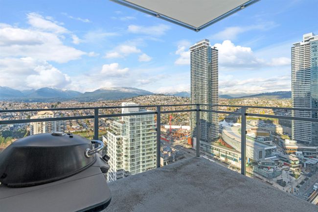 3304 - 2008 Rosser Avenue, Condo with 2 bedrooms, 2 bathrooms and 1 parking in Burnaby BC | Image 8