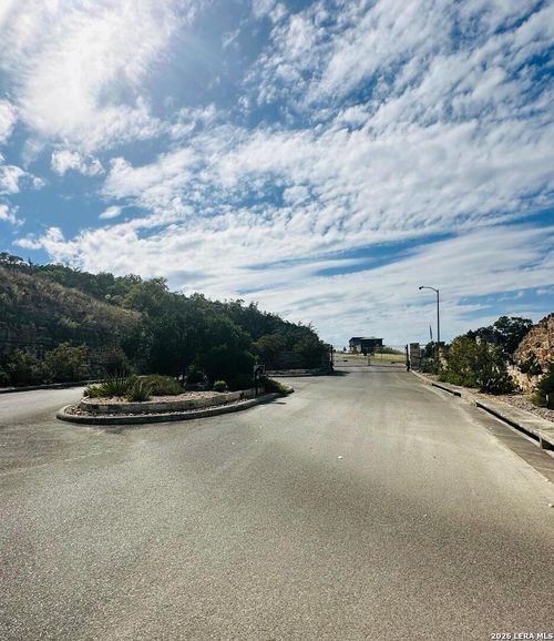 22217 Ravine Pass, San Antonio, TX, 78255-2409 | Card Image