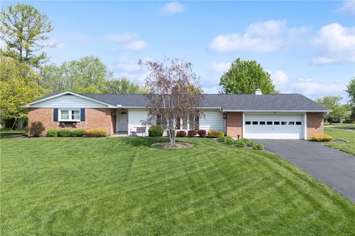 379 Hiatt Ave, Wilmington, OH, 45177-1503 | Card Image
