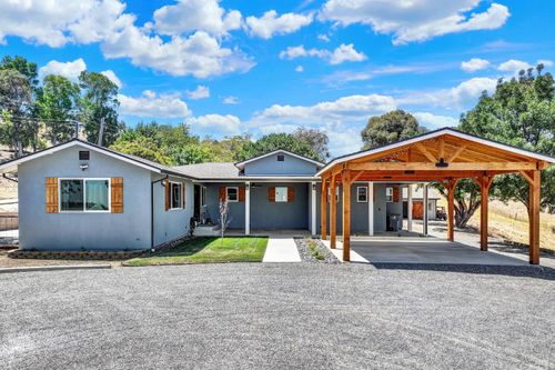 7425 English Hills Road, Vacaville, CA, 95688 | Card Image