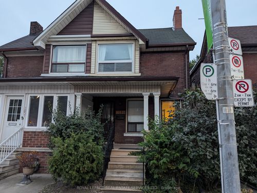 {{alt}} | Card Image