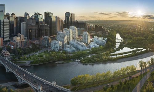 812-222 Riverfront Avenue Sw, Calgary, AB, T2P0W3 | Card Image