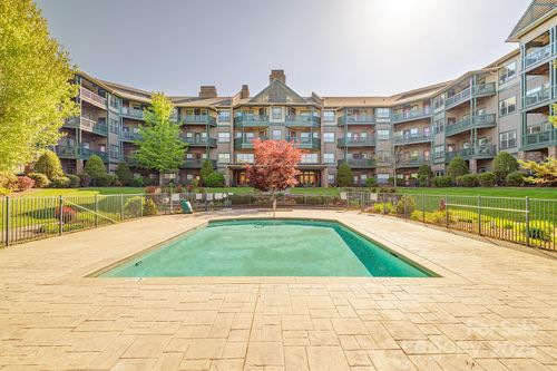 apt-211-9 Kenilworth Knls, Asheville, NC, 28805-1880 | Card Image