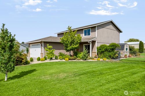 3145 Snow Goose Rd Ne, Moses Lake, WA, 98837-8831 | Card Image