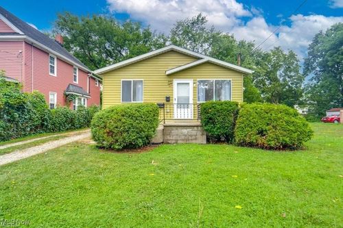 1281 Kenmore Blvd, Akron, OH, 44314-1941 | Card Image