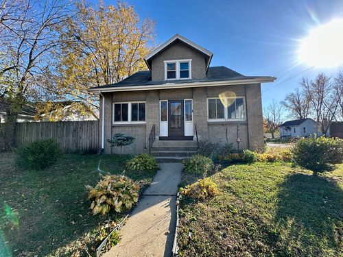 904 9th St, La Salle, IL, 61301-1912 | Card Image