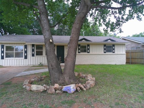3834 Janice Ln, Abilene, TX, 79603-2411 | Card Image