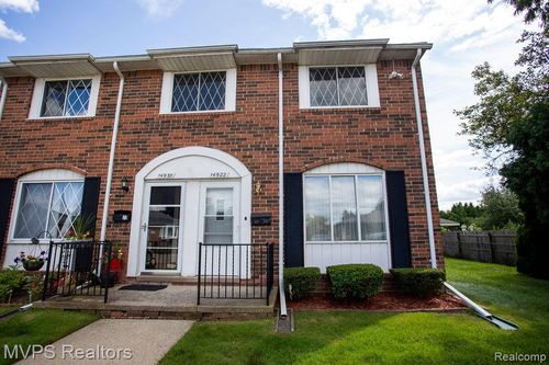 14922 Granada Plz, Warren, MI, 48088-3951 | Card Image
