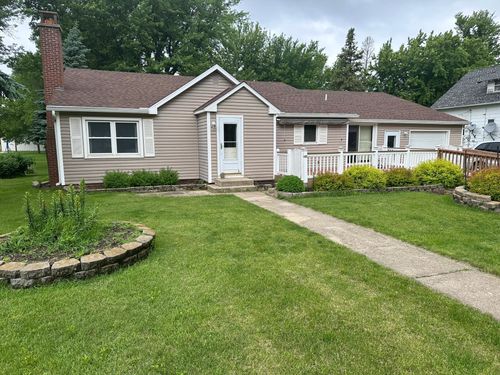 520 Woodman Ave, Dovray, MN, 56125-4004 | Card Image