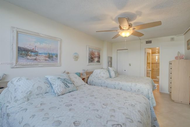 APT-604 - 1505 N Riverside Dr, Condo with 2 bedrooms, 2 bathrooms and null parking in Pompano Beach FL | Image 33