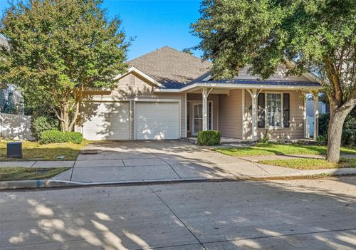 10017 Cherry Hill Ln, Providence Village, TX, 76227-8551 | Card Image