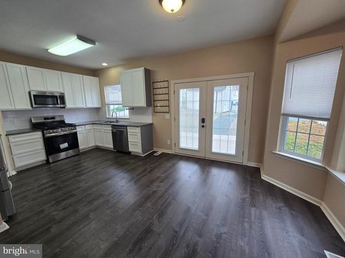 6716 Cozy Ln, ELKRIDGE, MD, 21075-5825 | Card Image