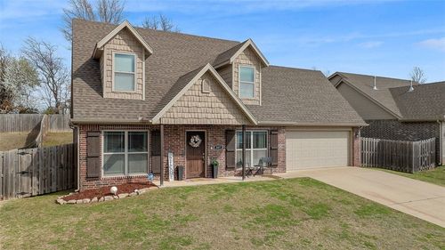 507 W Laurel Ave, Rogers, AR, 72758-7025 | Card Image