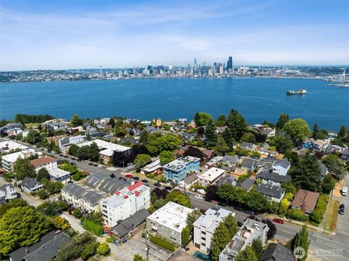 apt-101-1613 California Ave Sw, Seattle, WA, 98116-1659 | Card Image