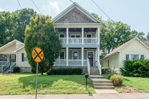 911 11th Ave N, Nashville, TN, 37208-3109 | Card Image