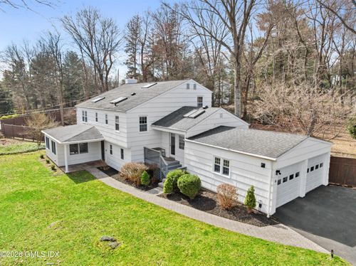 6 Gaxton Rd, Stamford, CT, 06905-1305 | Card Image