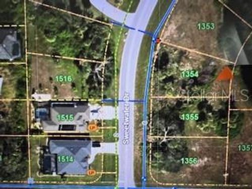 305 Sweetwater Dr, Rotonda West, FL, 33947-2620 | Card Image