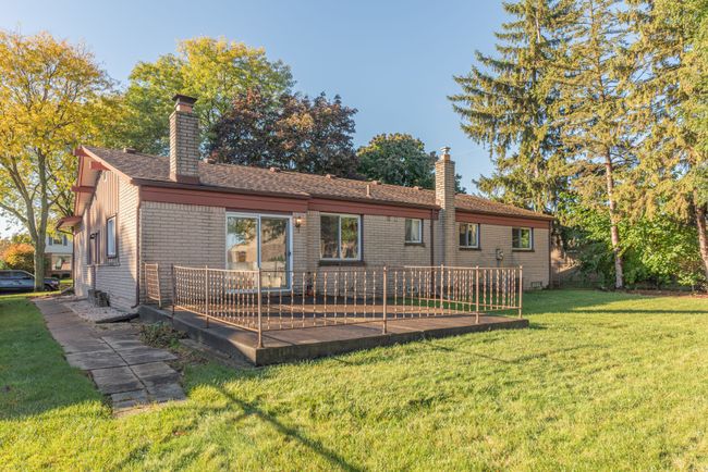 37332 Munger Dr, House other with 3 bedrooms, 2 bathrooms and null parking in Livonia MI | Image 39