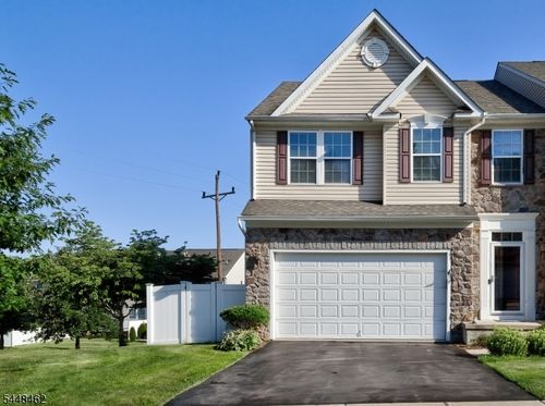 50 Washington Square Cir, Washington, NJ, 07882-2486 | Card Image